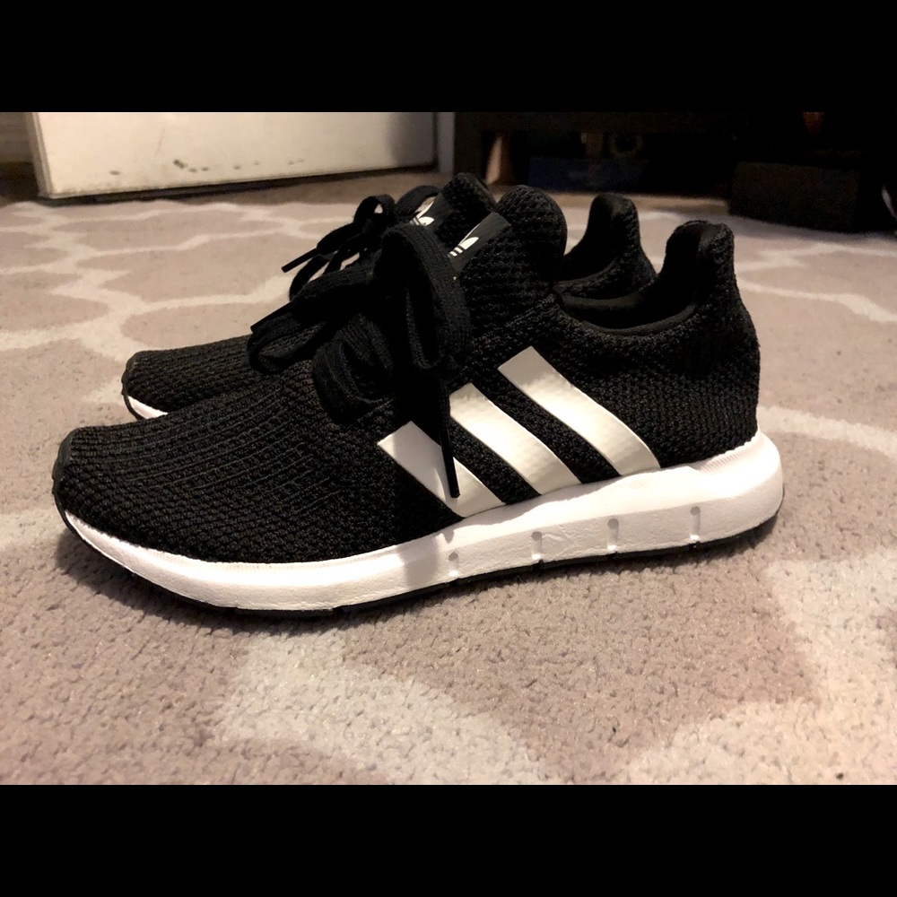 Adidas swift run